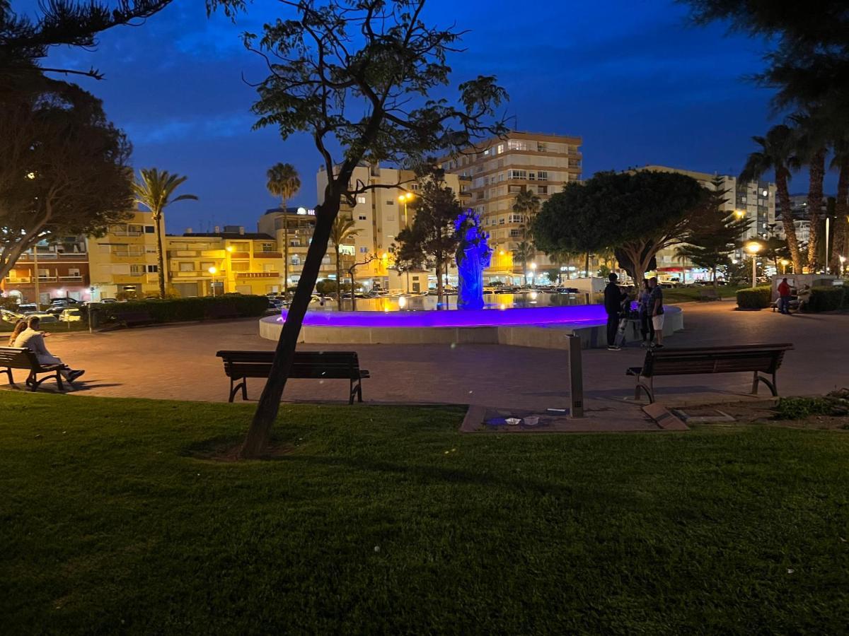 Apartament Luxury 190m2 Amplio Moderno Con Terraza En La Azotea De 50m2 Junto A La Playa, En El Centro De Torre Del Mar, Malaga, Modern Large With 50m2 Roof Terrace By The Beach, Right In The Center Of Torre Del Mar, Malaga