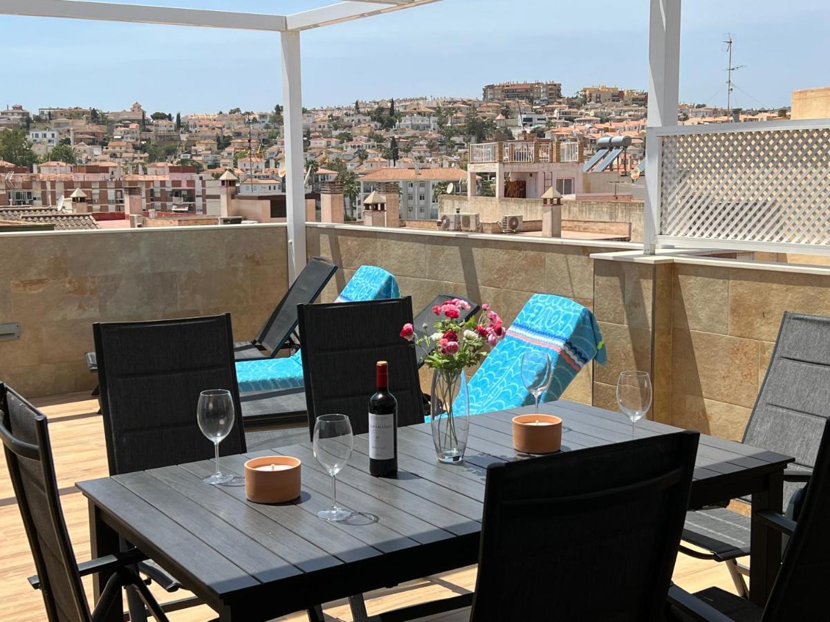 Luxury 190m2 Amplio Moderno Con Terraza En La Azotea De 50m2 Junto A La Playa, En El Centro De Torre Del Mar, Malaga, Modern Large With 50m2 Roof Terrace By The Beach, Right In The Center Of Torre Del Mar, Malaga Torre Del Mar